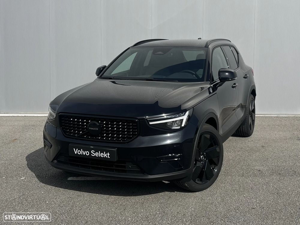 Volvo XC 40 2.0 B3 Black Edition - 1