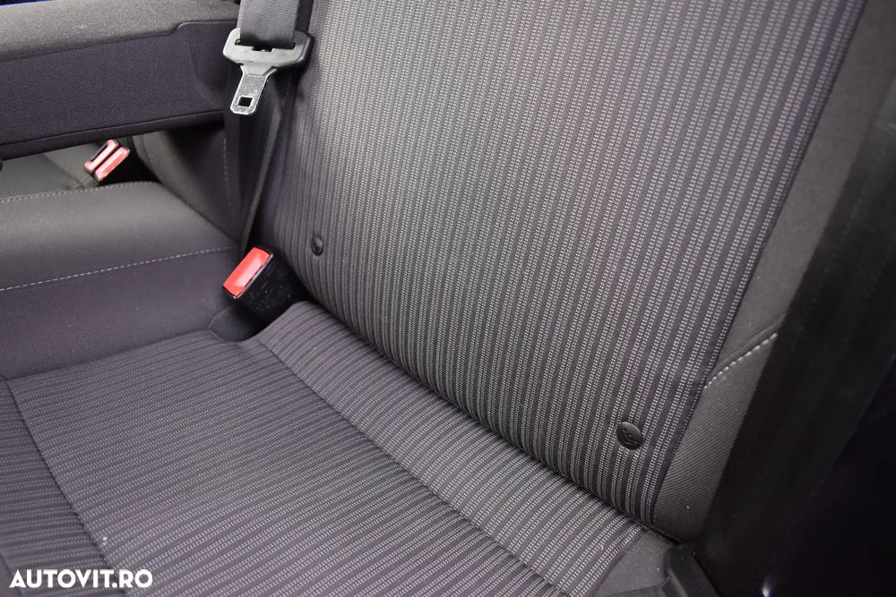 Ford Focus 1.6 TDCI DPF Start-Stopp-System Titanium - 17