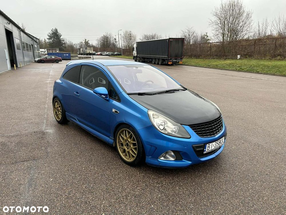 Opel Corsa 1.6 T OPC - 2