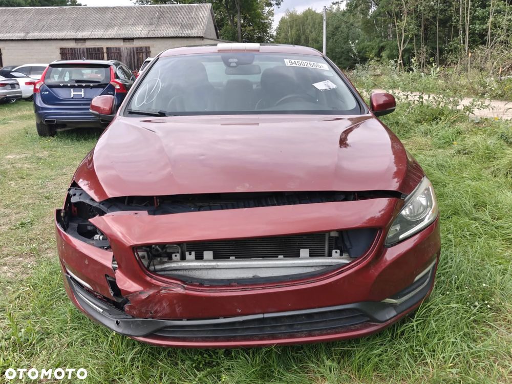 Volvo S60 2.5 T5 AWD - 4