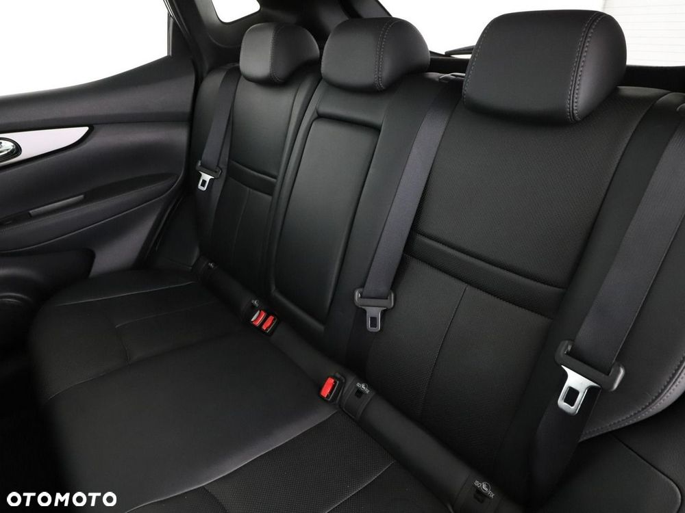 Nissan Qashqai 1.2 DIG-T Tekna - 18