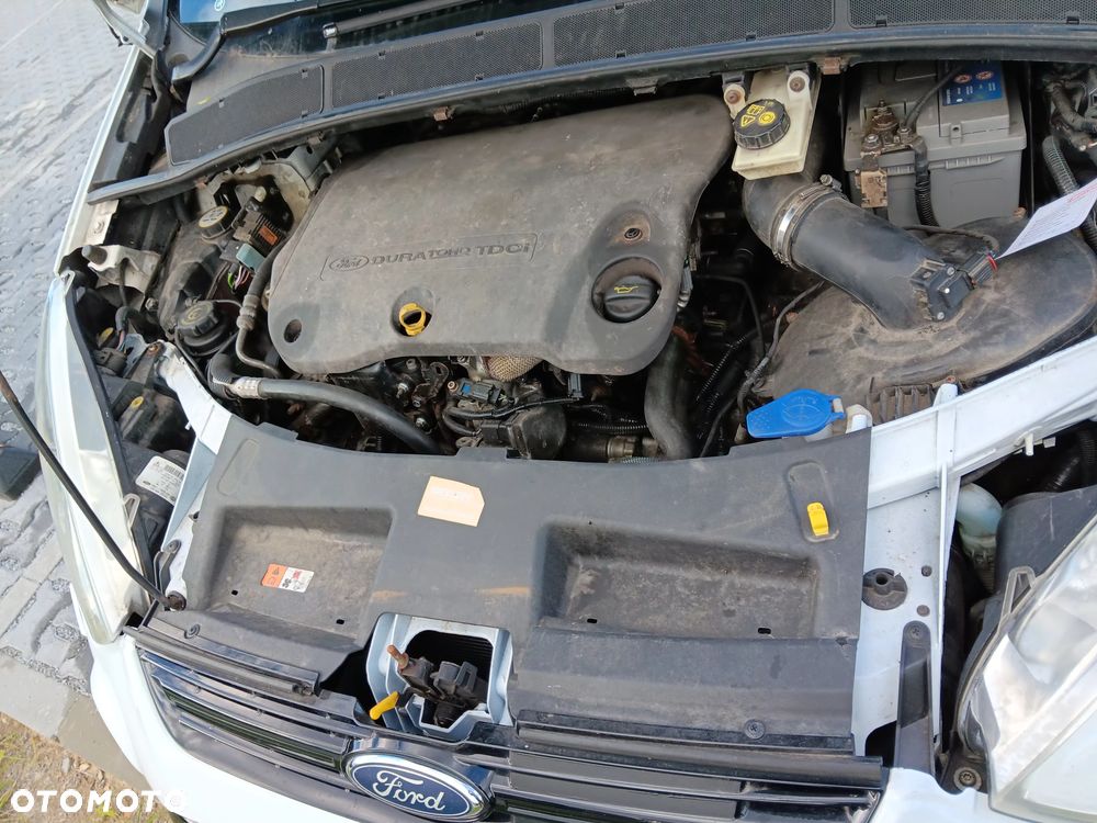 Ford S-Max - 32