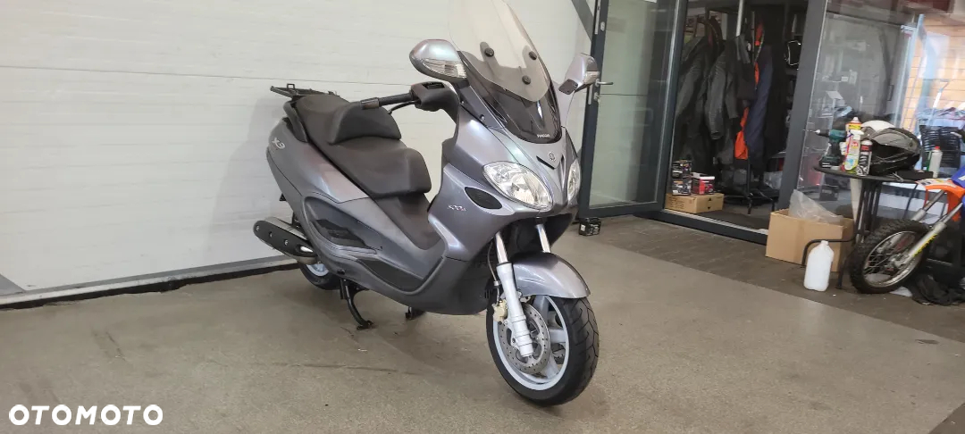 Piaggio X9 - 16