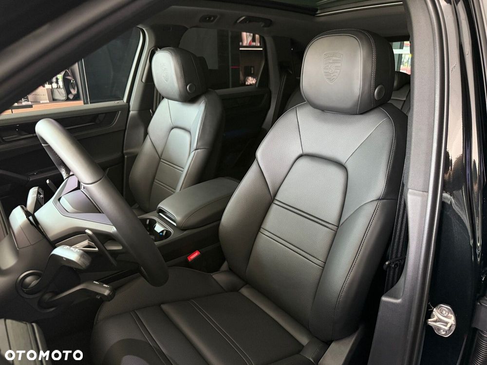 Porsche Cayenne - 13
