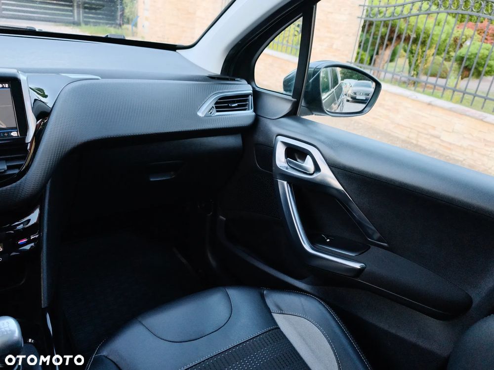 Peugeot 2008 - 36