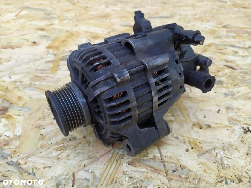 ALTERNATOR POMPA VCCU HYUNDAI KIA 2.0D 3730027012 - 3