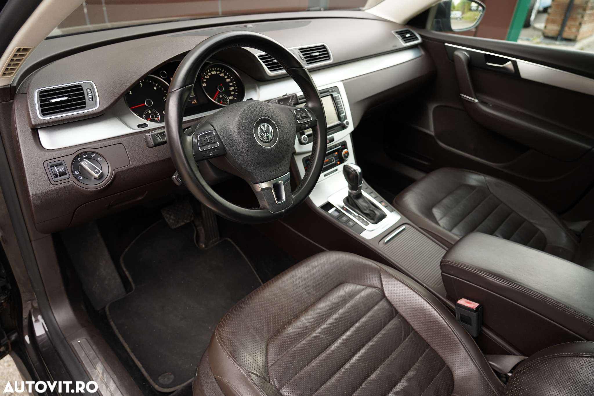 Volkswagen Passat Variant 2.0 TDI BlueMotion Technology Comfortline - 19