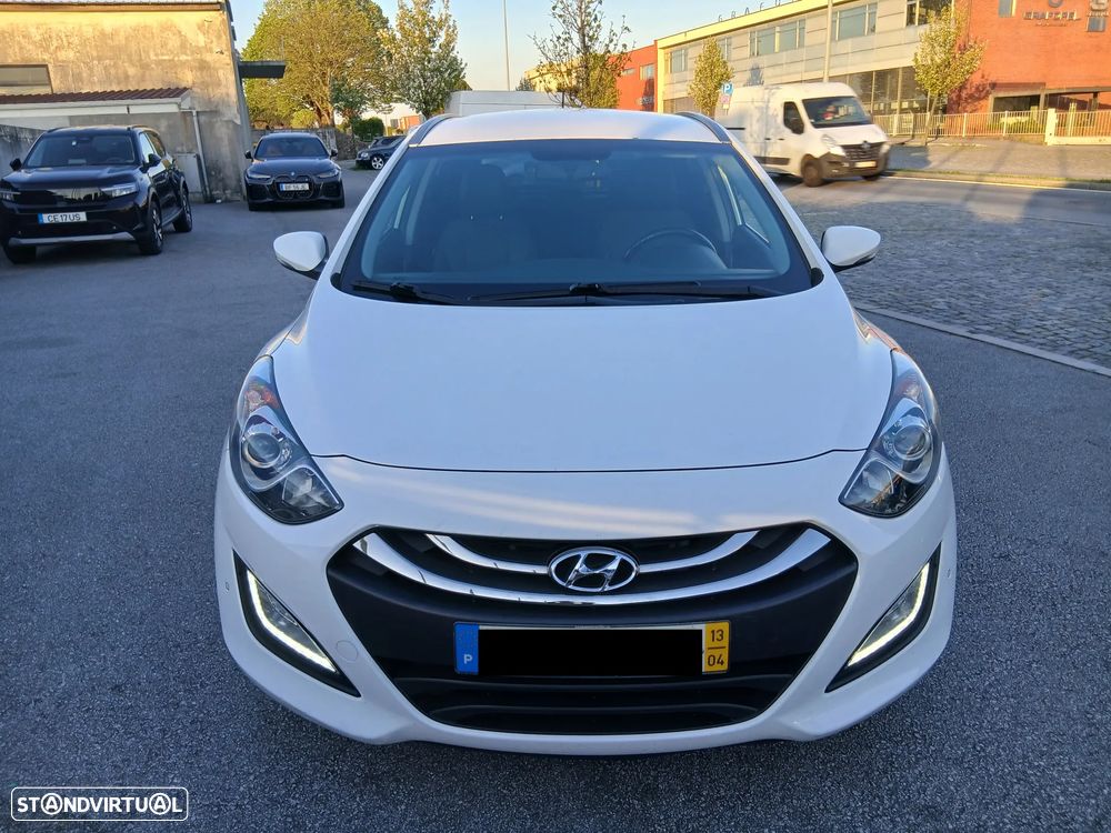 Hyundai i30 CW 1.6 CRDi Comfort - 3