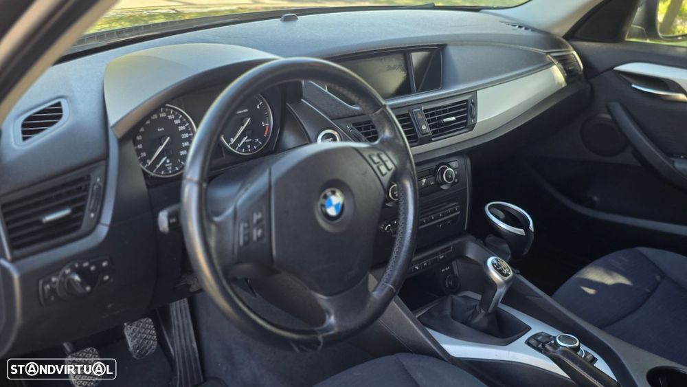 BMW X1 18 d xDrive - 10