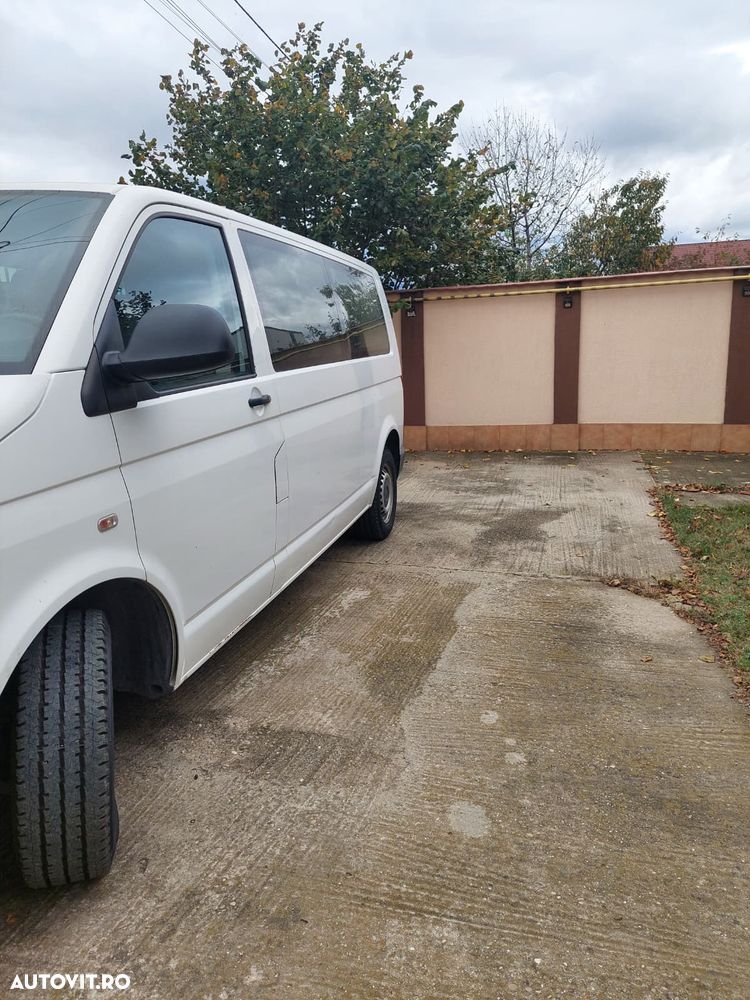 Volkswagen Caravelle 2011 photo 3
