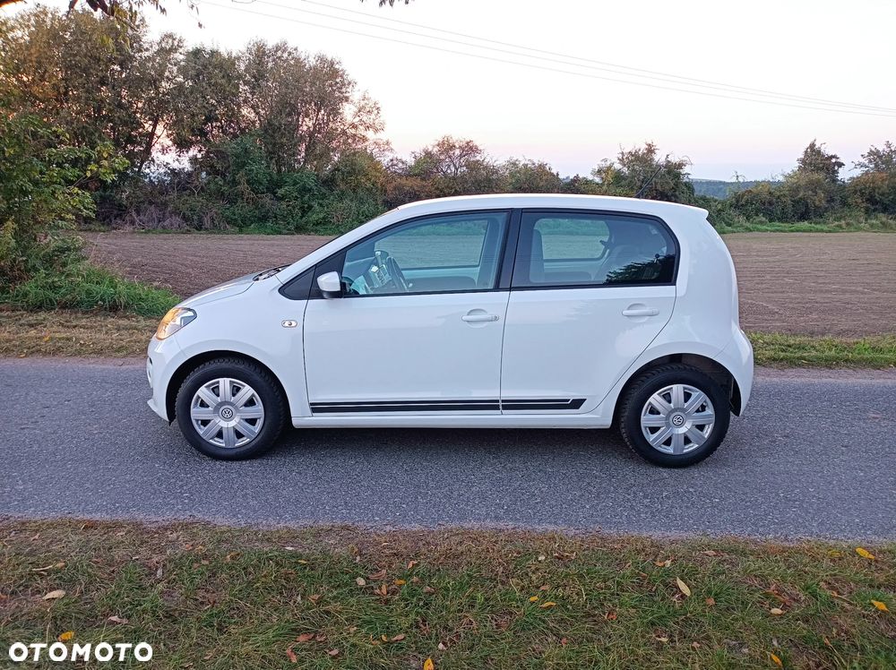 Volkswagen Up 2016 photo 3