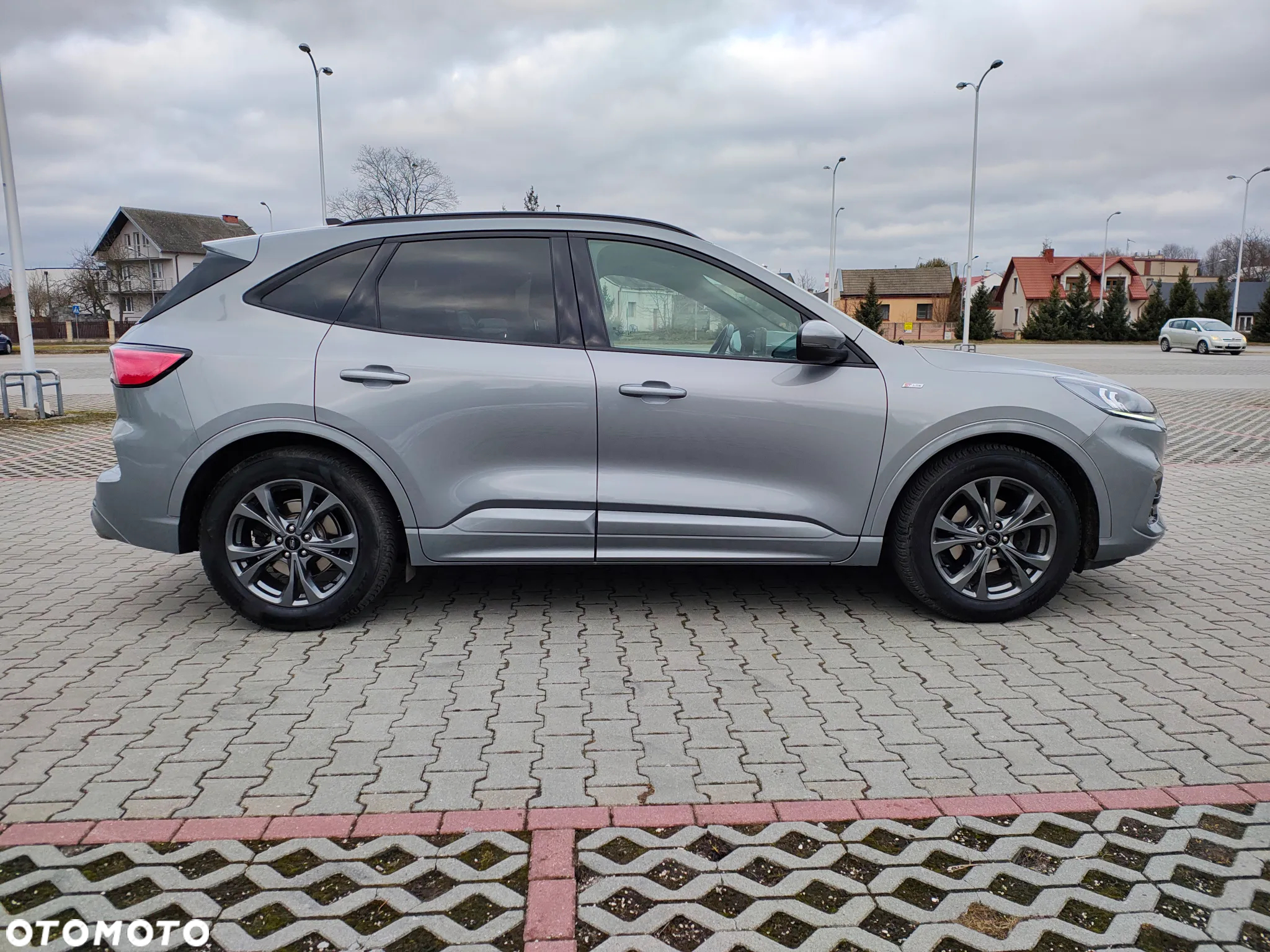 Ford Kuga 2.0 EcoBlue Hybrid ST-LINE X - 25