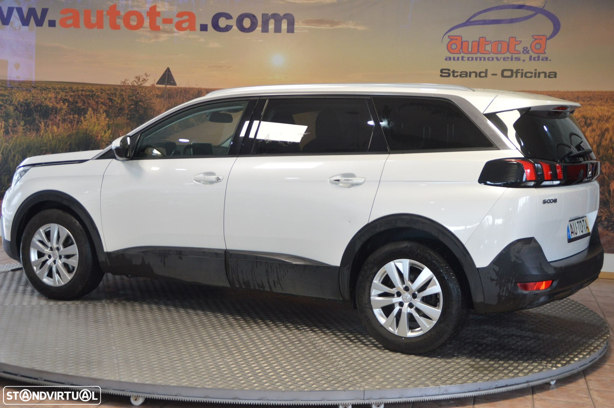 Peugeot 5008 1.2 PureTech Allure EAT6 - 3