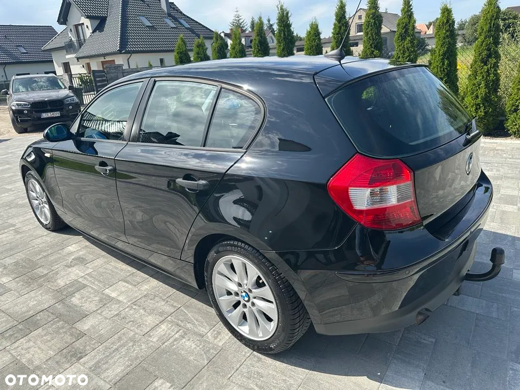 BMW Seria 1 116i - 8