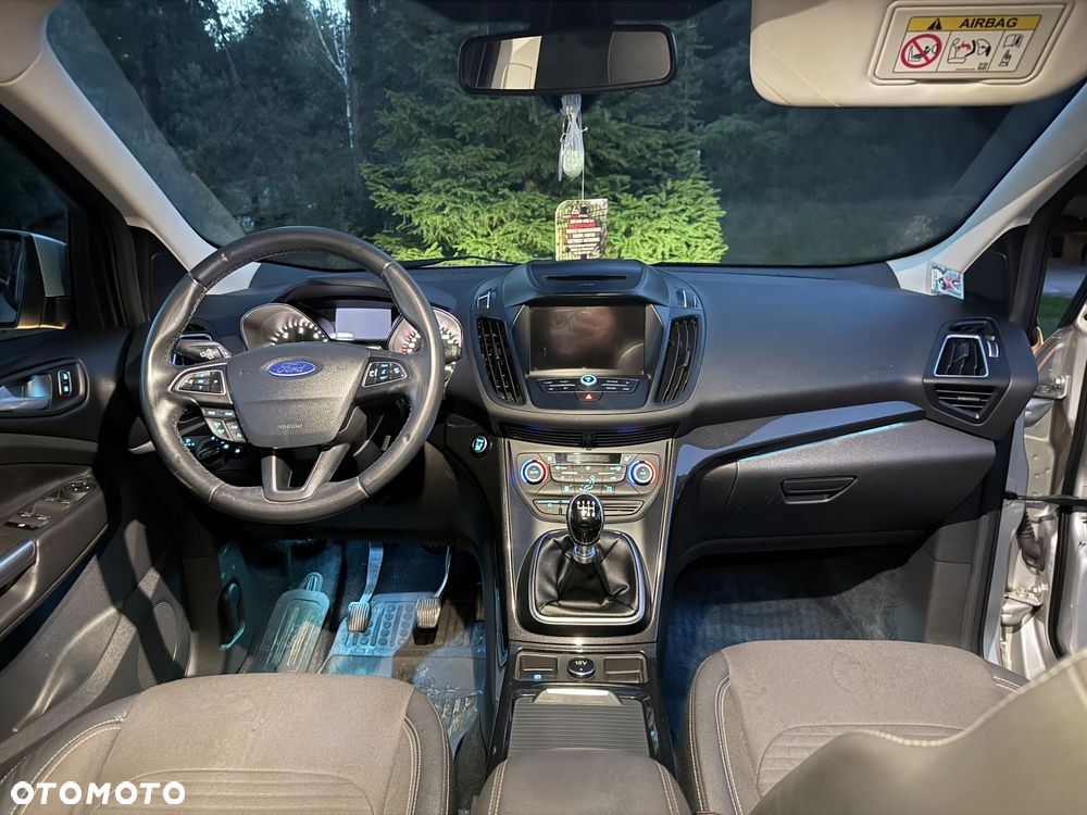 Ford Kuga - 5
