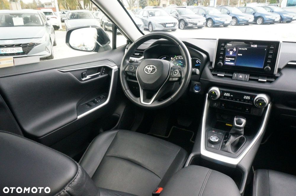 Toyota RAV4 - 14
