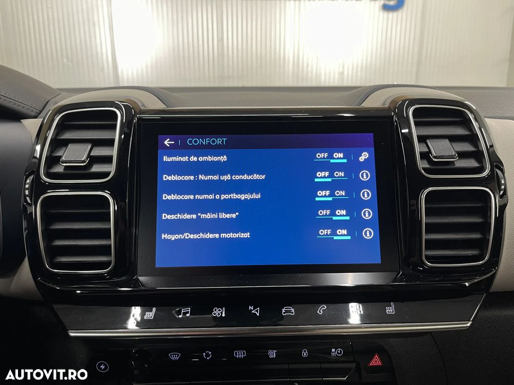 Citroën C5 Aircross 1.6 PHEV FWD 225 EAT8 Shine - 23