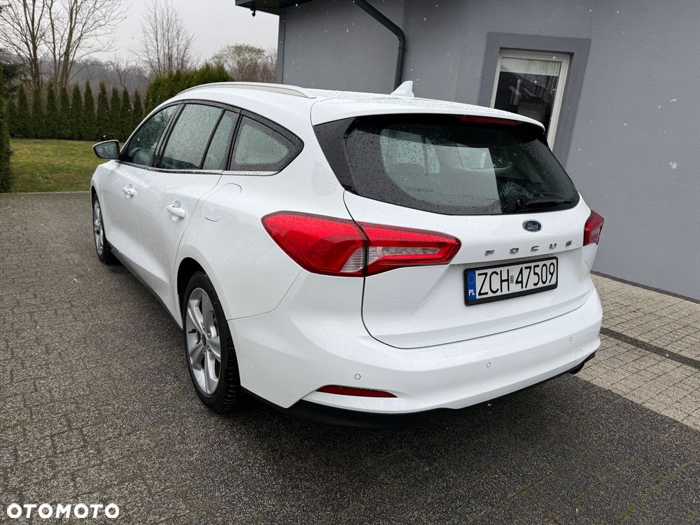 Ford Focus 1.5 TDCi DPF Start-Stopp-System Ambiente - 3
