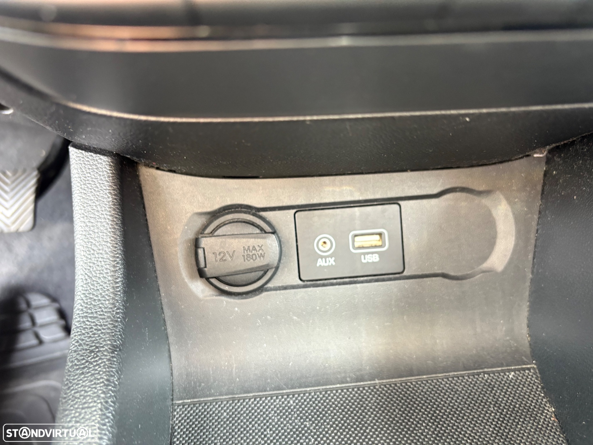 Hyundai i20 1.1 CRDi Blue Access+Bluetooth - 37