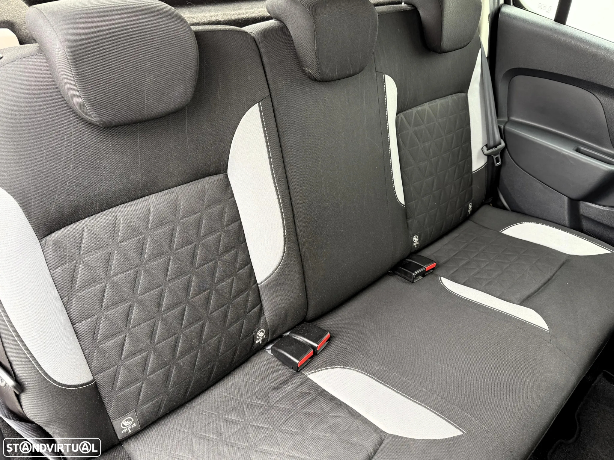 Dacia Sandero 1.5 dCi Stepway - 32