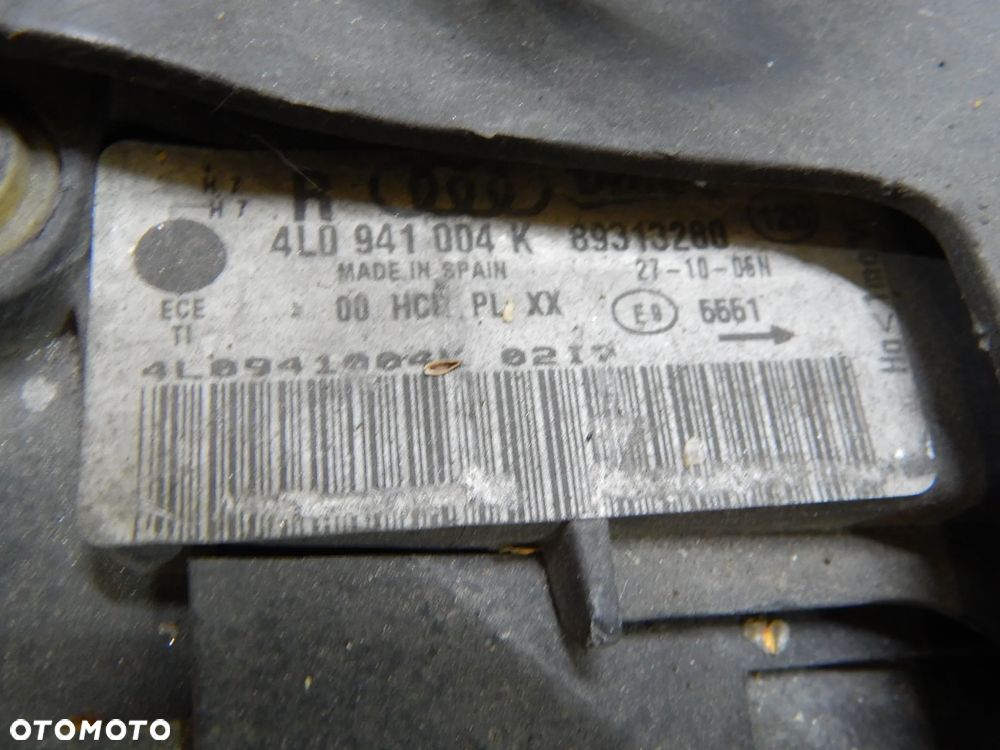 Lampa przód AUDI Q7 4L 05-11  Łuków części - 8