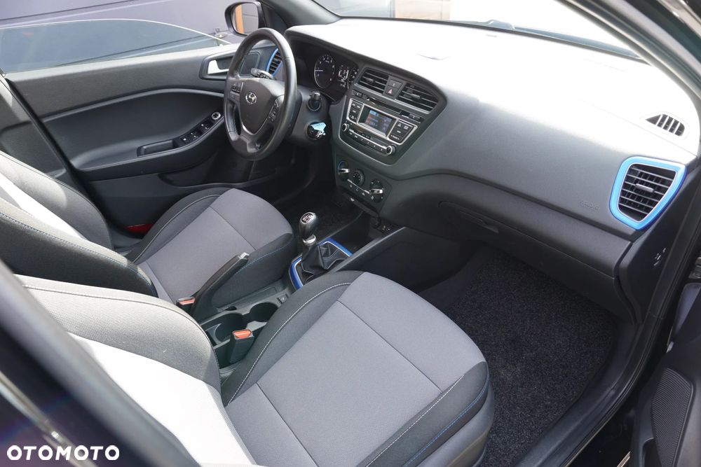 Hyundai i20 1.2 YES Gold - 9