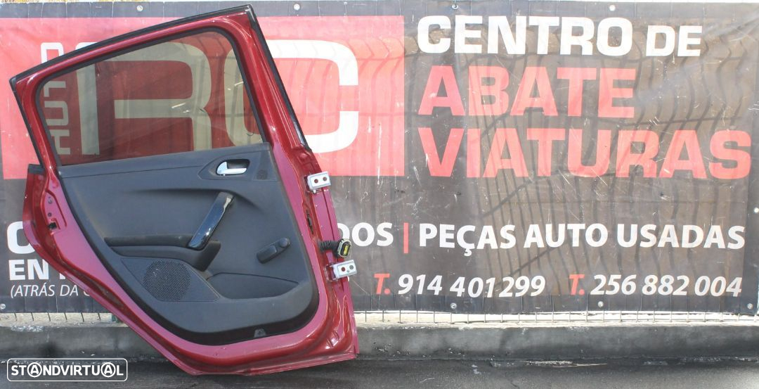 Porta de Trás do Lado Esquerdo Peugeot 208 de 2017 - 2