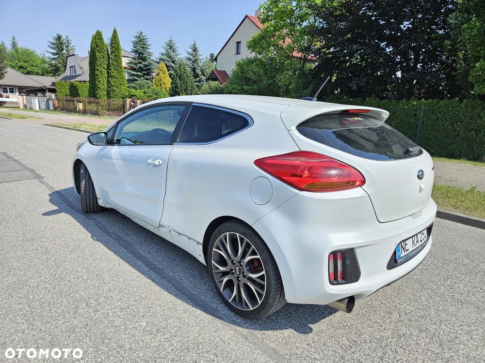 Kia Ceed 1.6 T-GDI GT-Track - 4