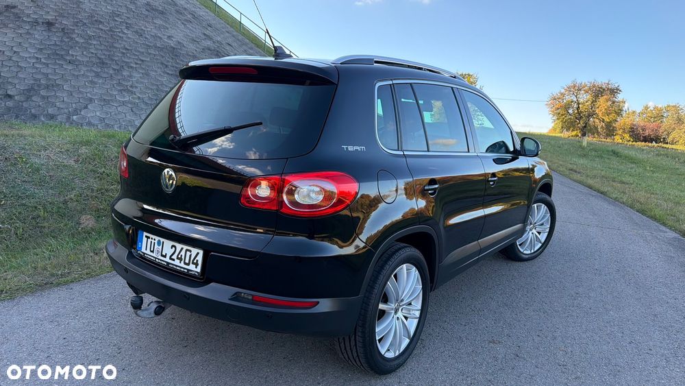 Volkswagen Tiguan - 2