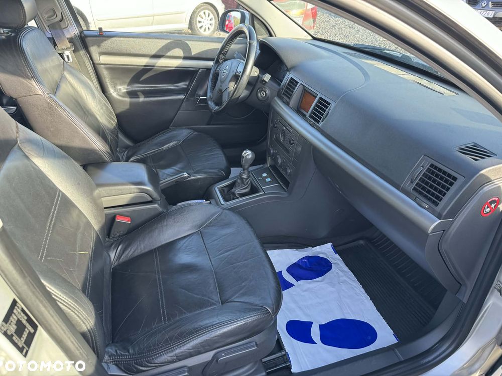 Opel Vectra 2.0 DTI Cosmo - 11