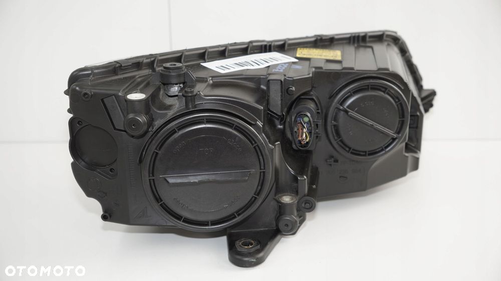 LAMPA LEWY PRZÓD SKODA OCTAVIA III 3 12-16R - 14