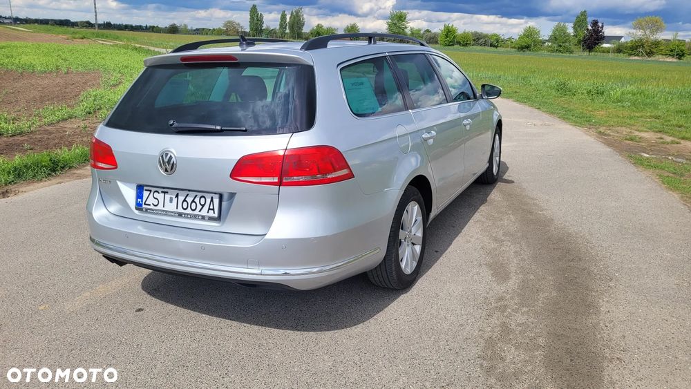 Volkswagen Passat 2.0 TDI Highline - 5