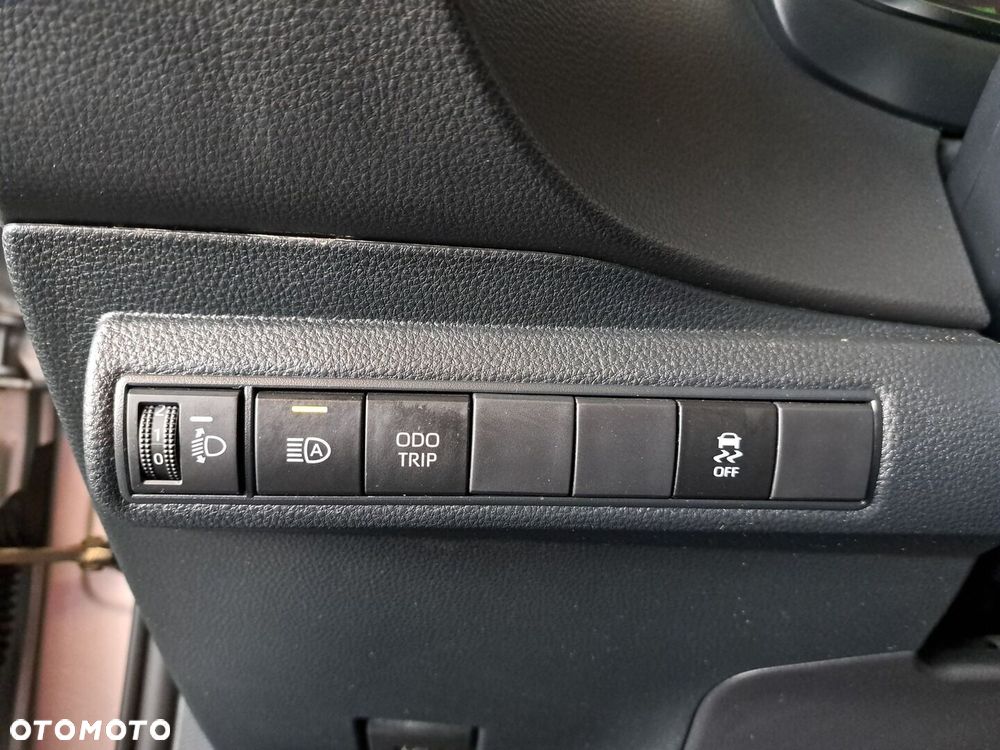 Toyota Corolla 1.8 Hybrid Comfort - 36
