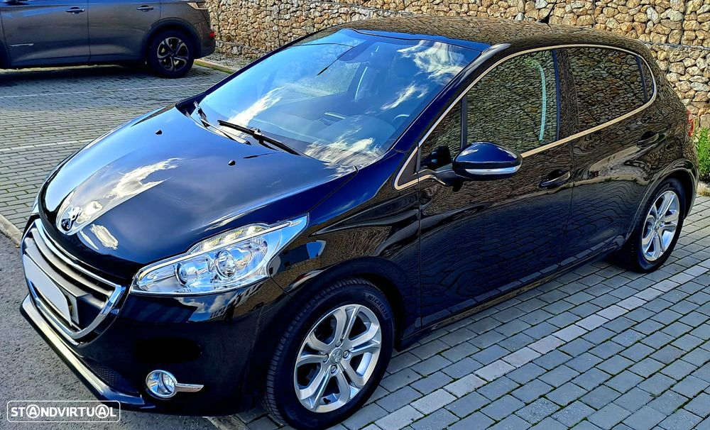 Peugeot 208 1.4 HDi Allure - 27