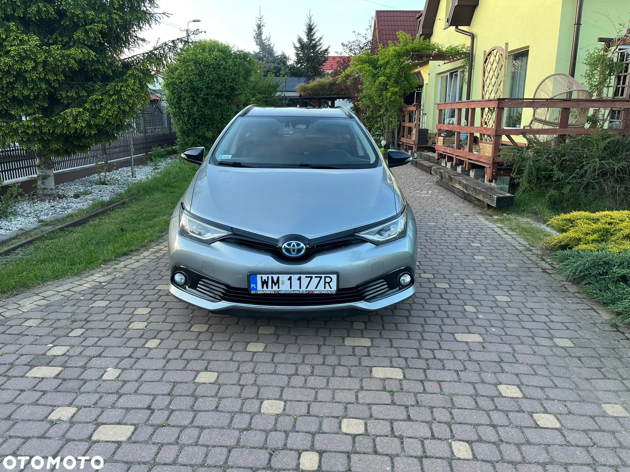 Toyota Auris Hybrid 135 Selection - 6