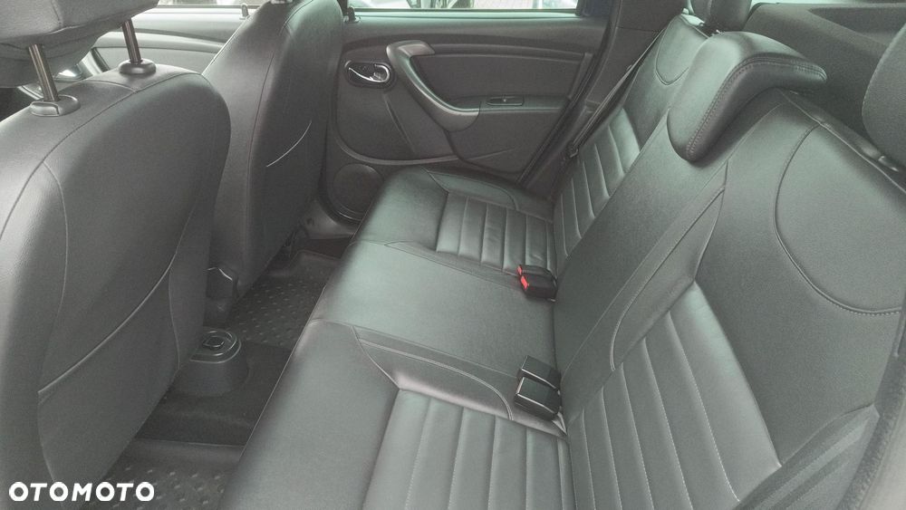 Dacia Duster 1.2 TCe Laureate 4x4 S&S EU6 - 13