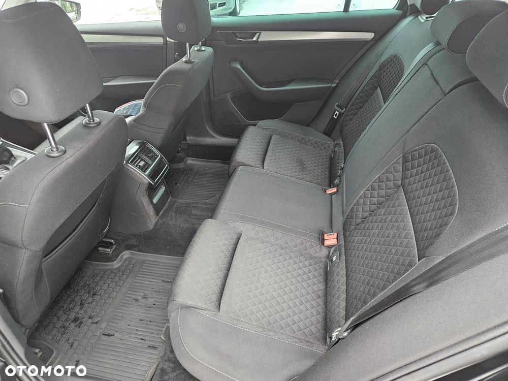 Skoda Superb 1.5 TSI Ambition - 8