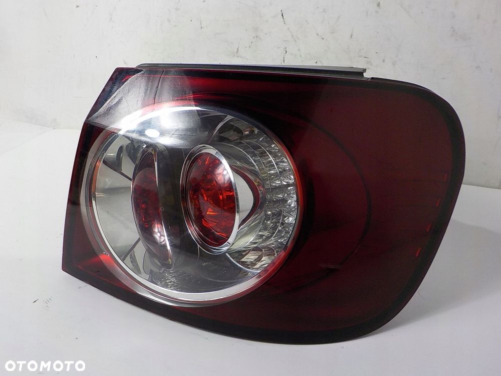 VOLKSWAGEN GOLF V PLUS LIFT LAMPA PRAWA TYŁ TYLNA - 2