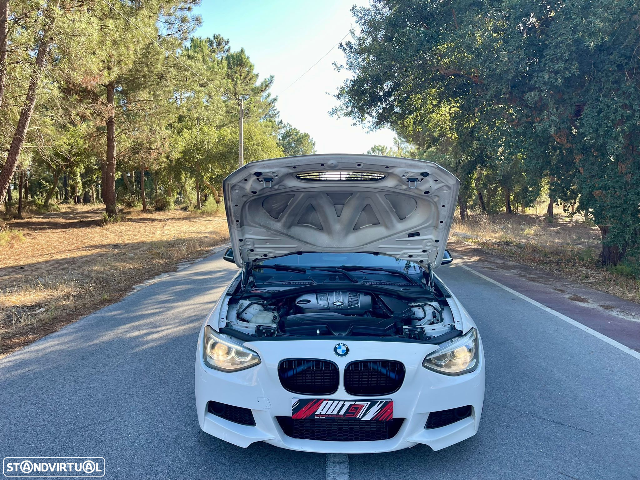 BMW 118 d Pack M - 13