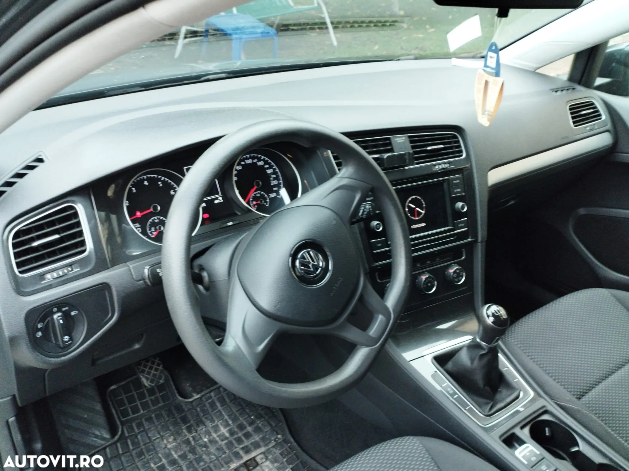 Volkswagen Golf 1.0 TSI Trendline - 12