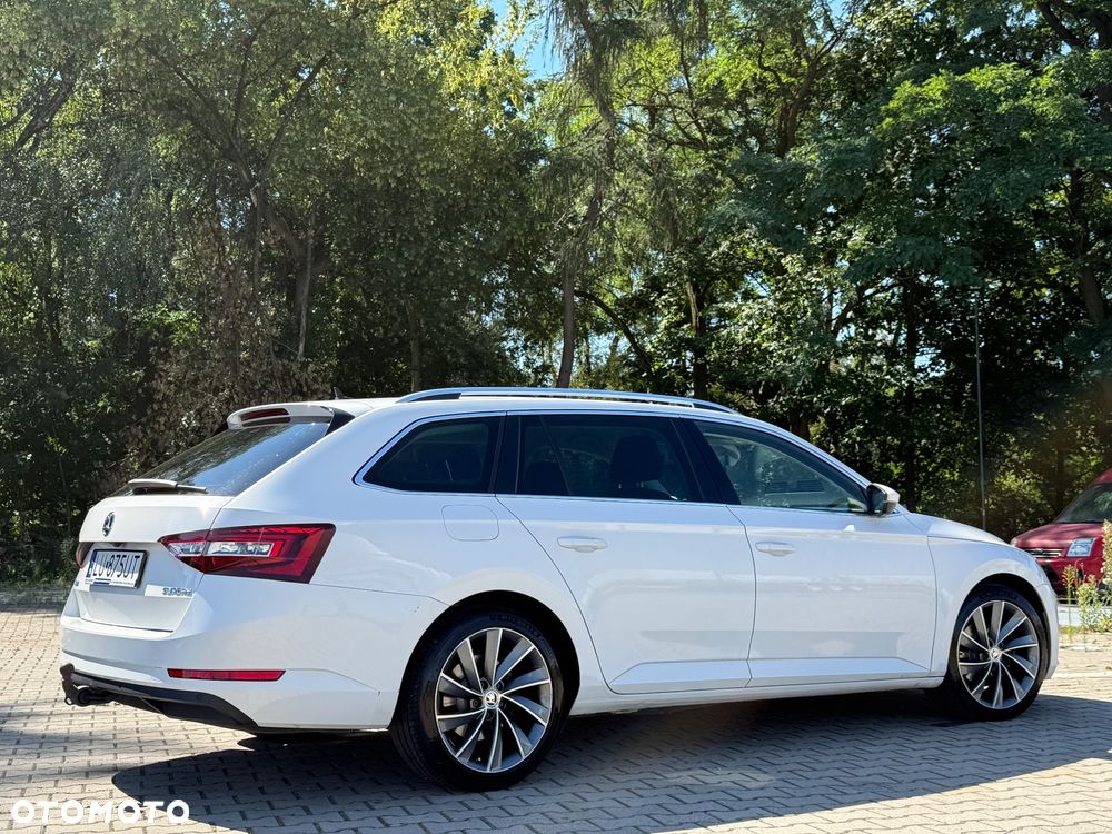 Skoda Superb 2.0 TDI DSG Premium Edition - 7