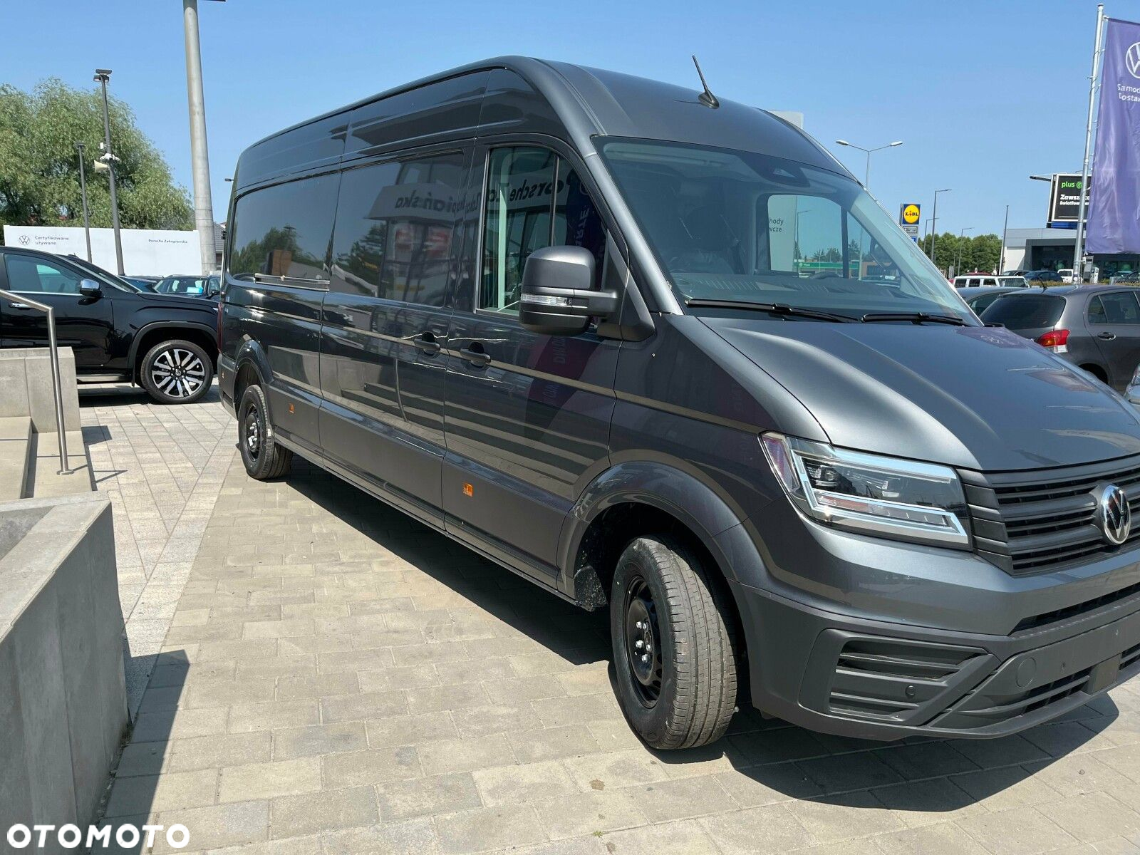 Volkswagen Crafter 35 2.0 TDI L4H3 4490 177 KM - 3