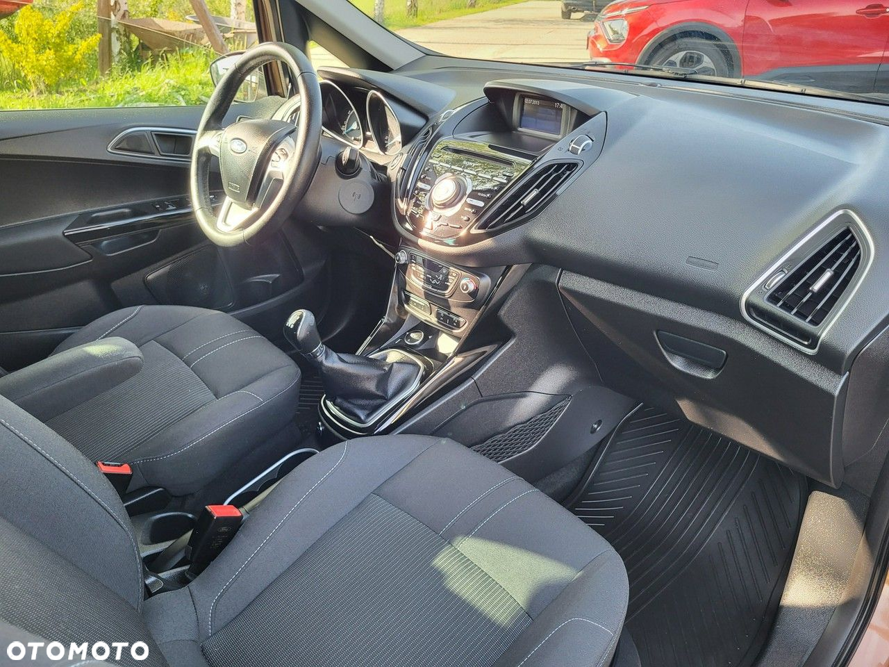 Ford B-MAX 1.0 EcoBoost Titanium - 25