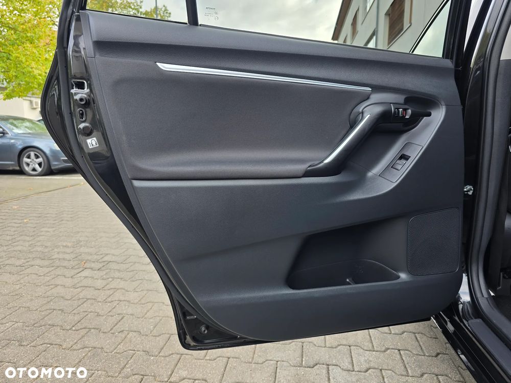 Toyota Verso - 20