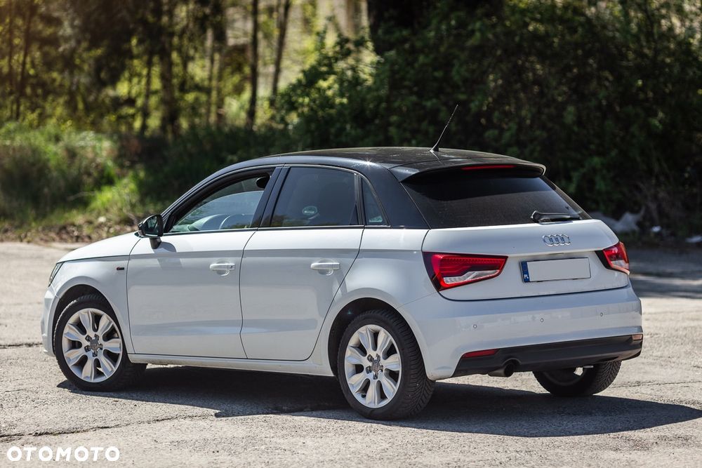 Audi A1 Sportback 1.6 TDI Sport S tronic - 16