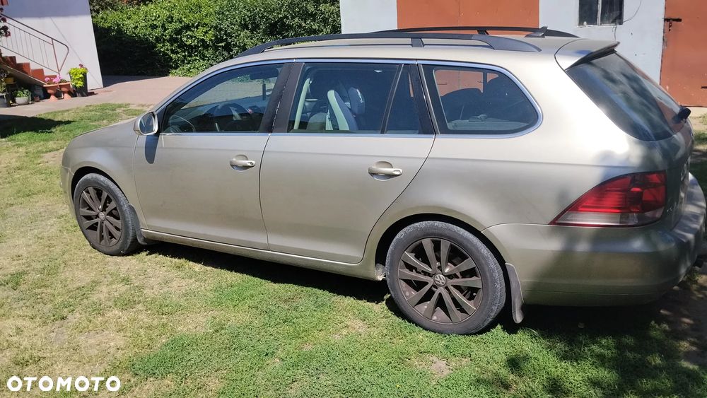 Volkswagen Golf 2.0 TDI Comfortline - 2