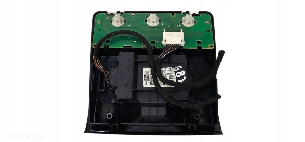 Bmw E90 E87 E84 Lampka Podsufitki Oświetlenia Wnętrza Tył Alarm 9201645 - 7