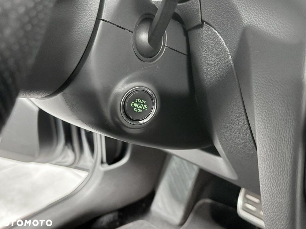 Skoda Octavia 2.0 TDI SCR 4x4 RS DSG - 35