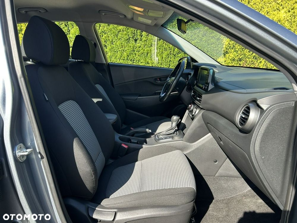 Hyundai Kona - 8
