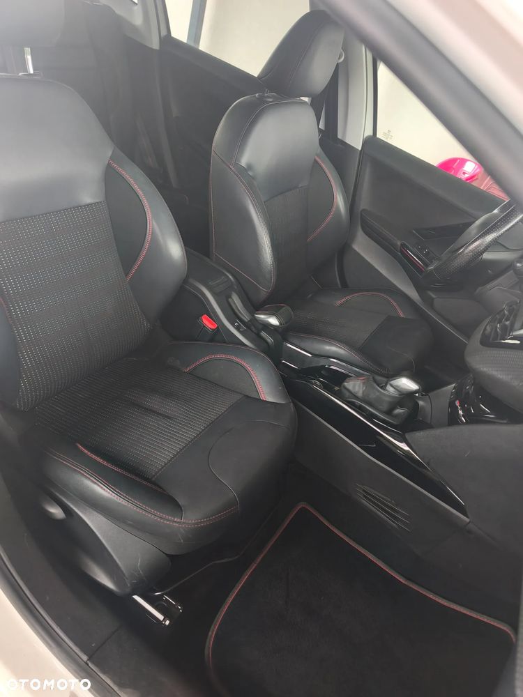 Peugeot 2008 PureTech 110 Stop&Start GT-Line Edition - 14